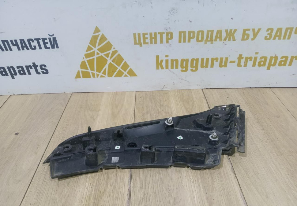 Накладка крыла передняя правая бу BMW X7 G07 OEM 51748091892