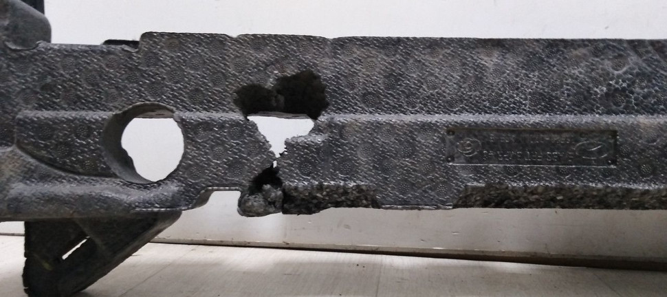 Абсорбер переднего бампера Hyundai Tucson 3 TL дорест (15-18) oem 86520d7000