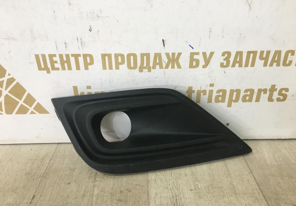 Решетка бампера левая Renault Arkana OEM 261A39666R