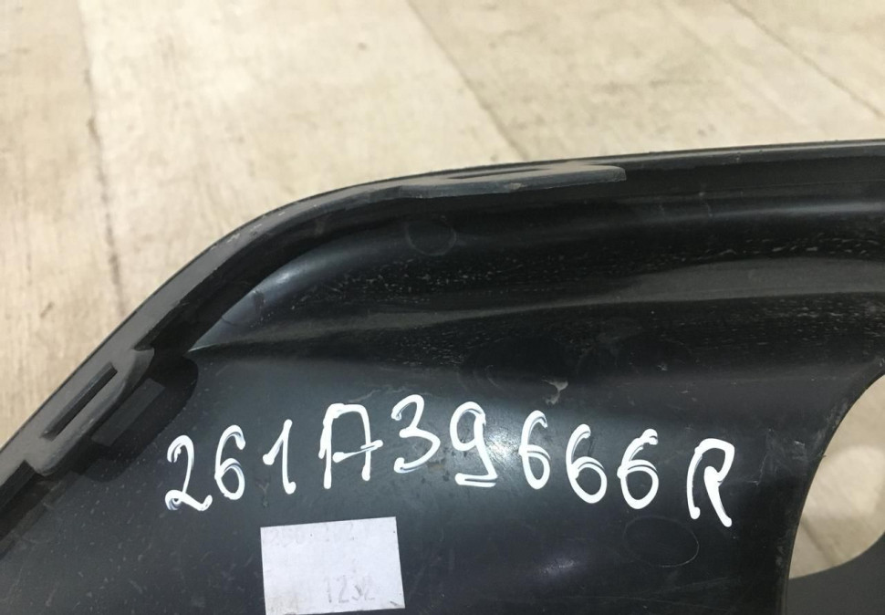 Решетка бампера левая Renault Arkana OEM 261A39666R Решетка бампера левая Renault Arkana OEM 261A39666R