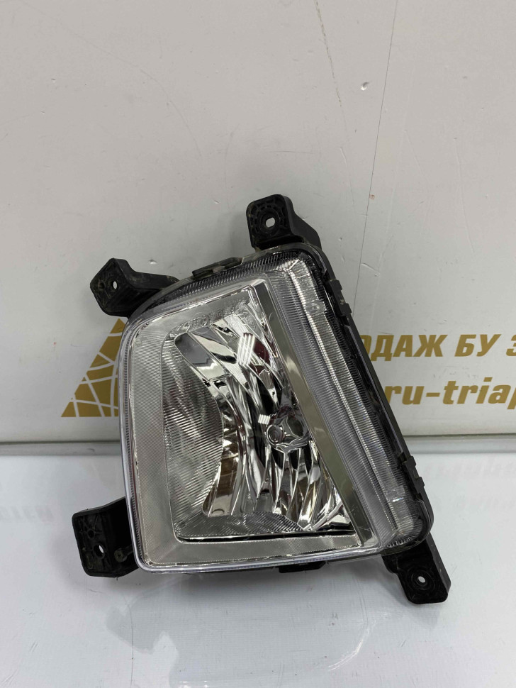 Противотуманная фара правая Hyundai Creta 2016 OEM 92202M0000