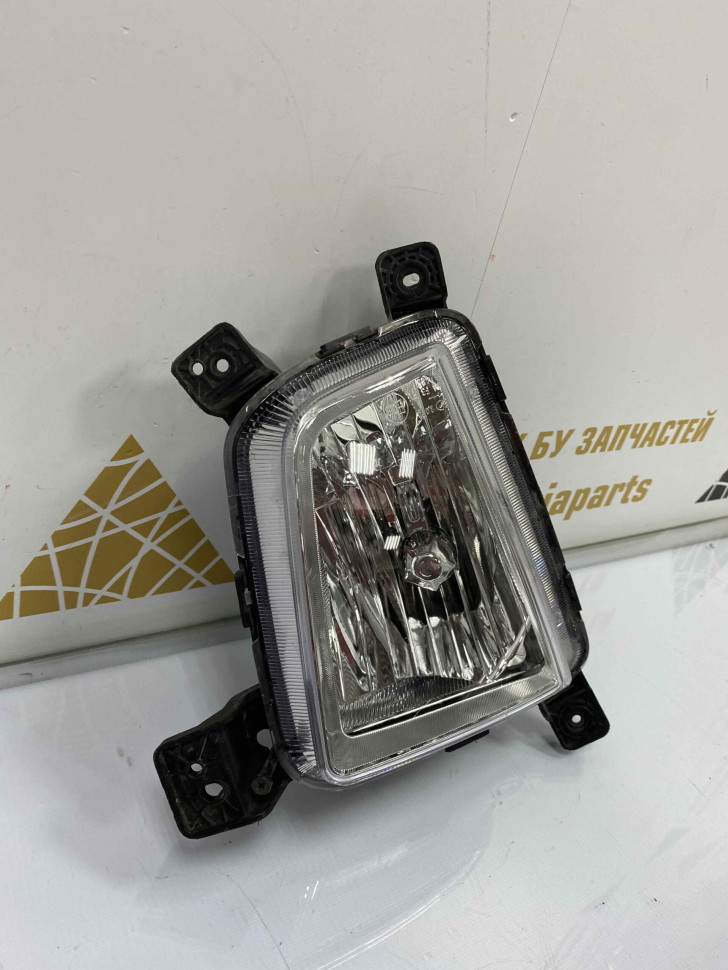 Противотуманная фара правая Hyundai Creta 2016 OEM 92202M0000