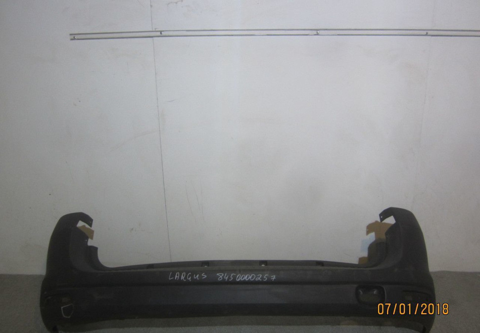 Бампер задний Lada Largus вмятина oem 845000257 (Скл-3)