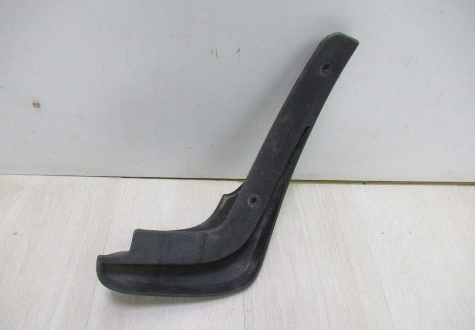 Брызговик задний левый Hyundai ix35 (10-15) oem 868412s000