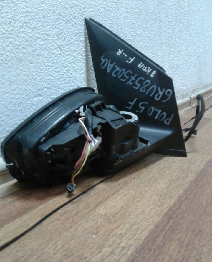 Корпус зеркала правый Volkswagen Polo (8 контактов) oem 6ru857502aq