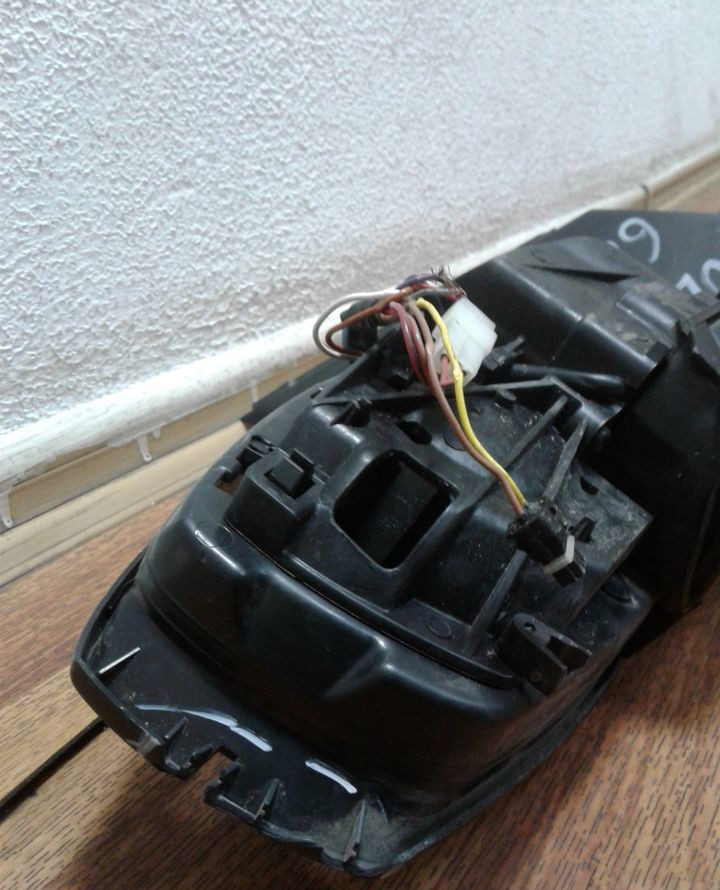 Корпус зеркала правый Volkswagen Polo (8 контактов) oem 6ru857502aq Корпус зеркала правый Volkswagen Polo (8 контактов) oem 6ru857502aq