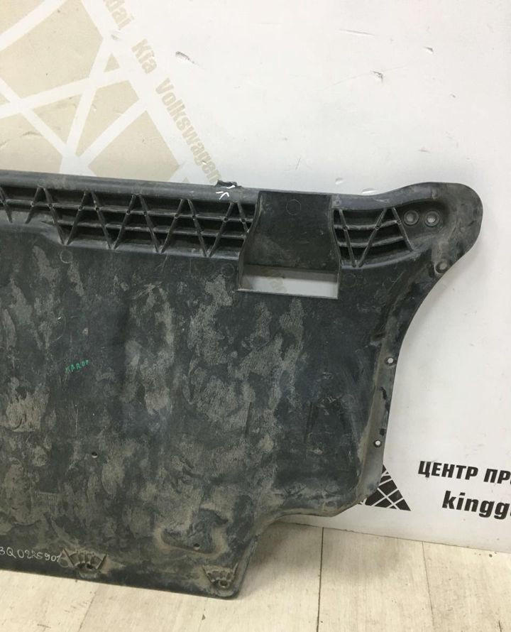 Защита картера двигателя Volkswagen Teramont 2017 oem 3QF825901 Защита картера двигателя Volkswagen Teramont 2017 oem 3QF825901