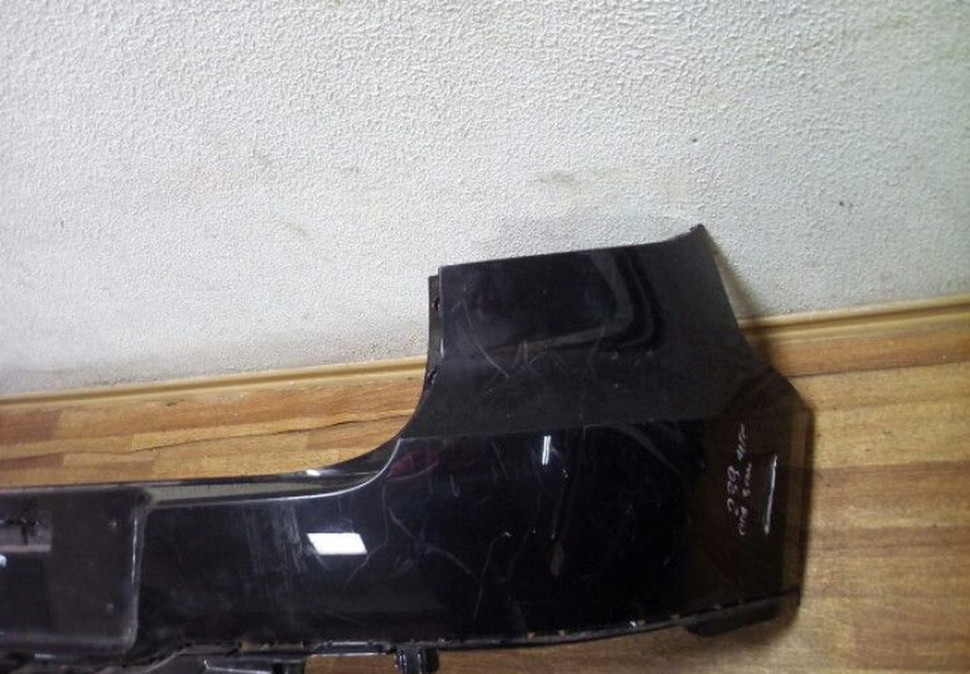 Бампер задний Volkswagen Tiguan Oem 5N0807421 (паян- 6см) Бампер задний Volkswagen Tiguan Oem 5N0807421 (паян- 6см)