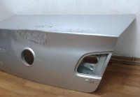 Крышка багажника Volskwagen Passat B6 (вмятина)