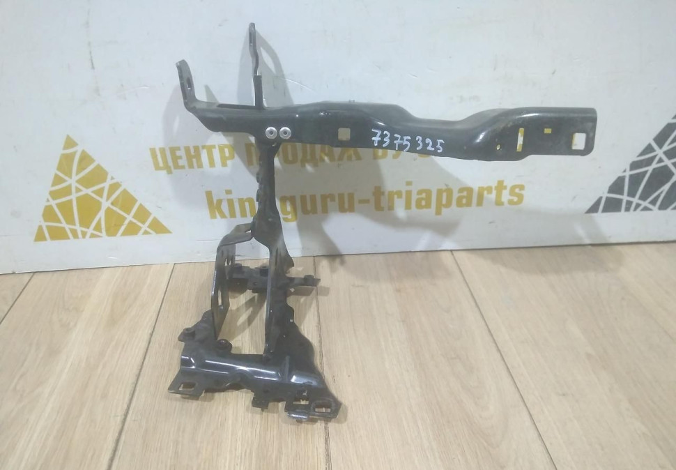Кронштейн под фару левый бу BMW 7 G11 OEM 7375325