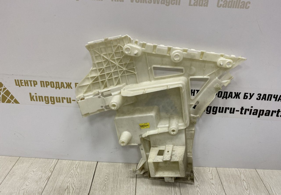 Кронштейн заднего бампера левый BMW X4 G02 M-Pack OEM 51128089573 Кронштейн заднего бампера левый BMW X4 G02 M-Pack OEM 51128089573