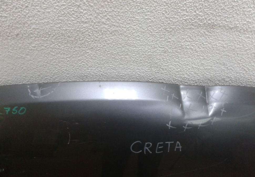 Капот Hyundai Creta oem 66400M0000 (вмятина)