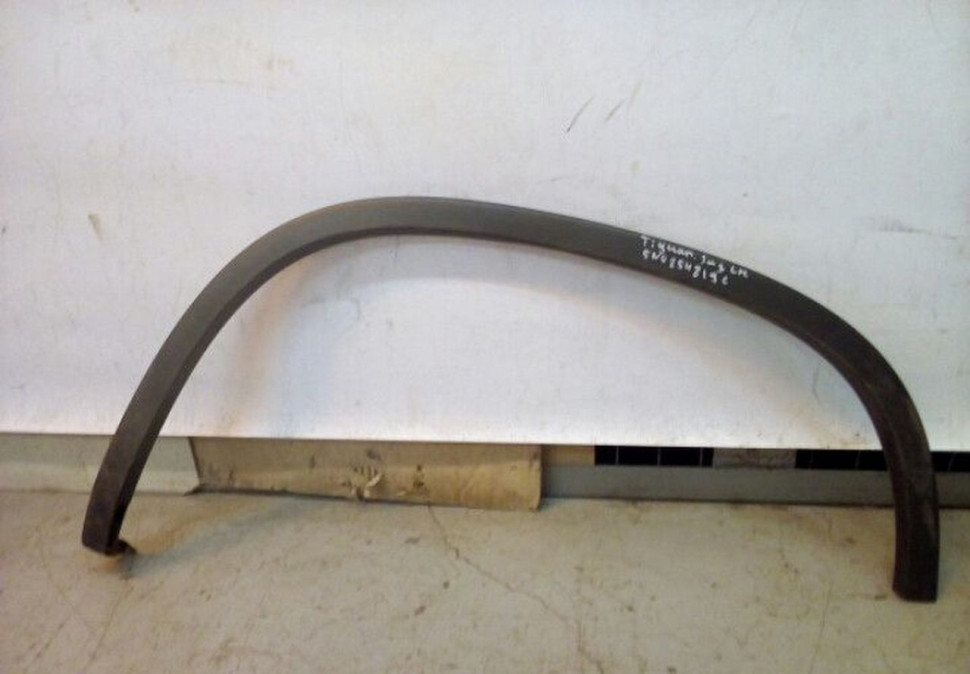 Расширитель крыла задний левый Volkswagen Tiguan Oem 5N0854819C