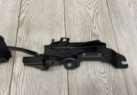 Петля капота правая BMW 2 F45 OEM 7300522
