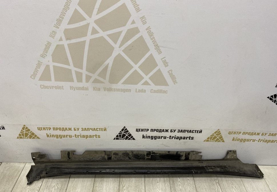 Порог левый BMW X1 F48 OEM 51777332327 Порог левый BMW X1 F48 OEM 51777332327