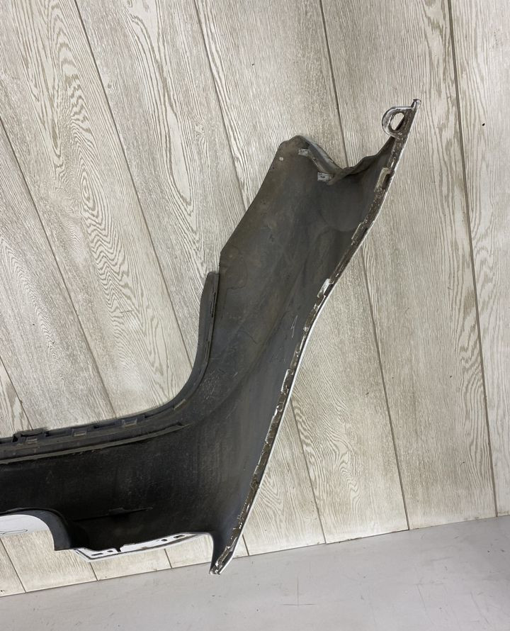 Бампер задний Skoda Rapid 2013 OEM 60U807421 Бампер задний Skoda Rapid 2013 OEM 60U807421