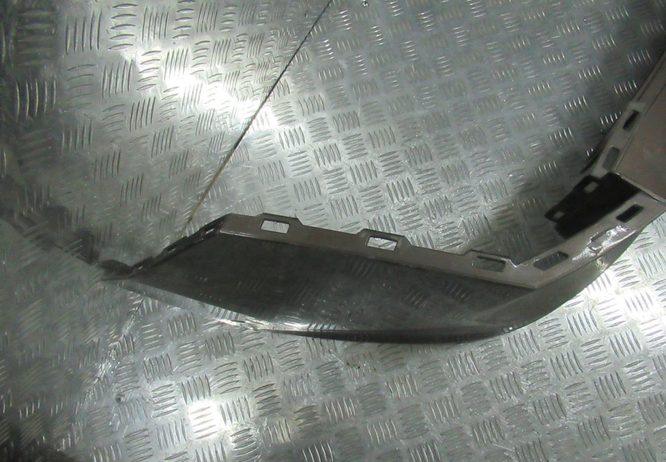 Бампер задний Volkswagen Tiguan 2 oem 5NR807421 (скл-3) Бампер задний Volkswagen Tiguan 2 oem 5NR807421 (скл-3)