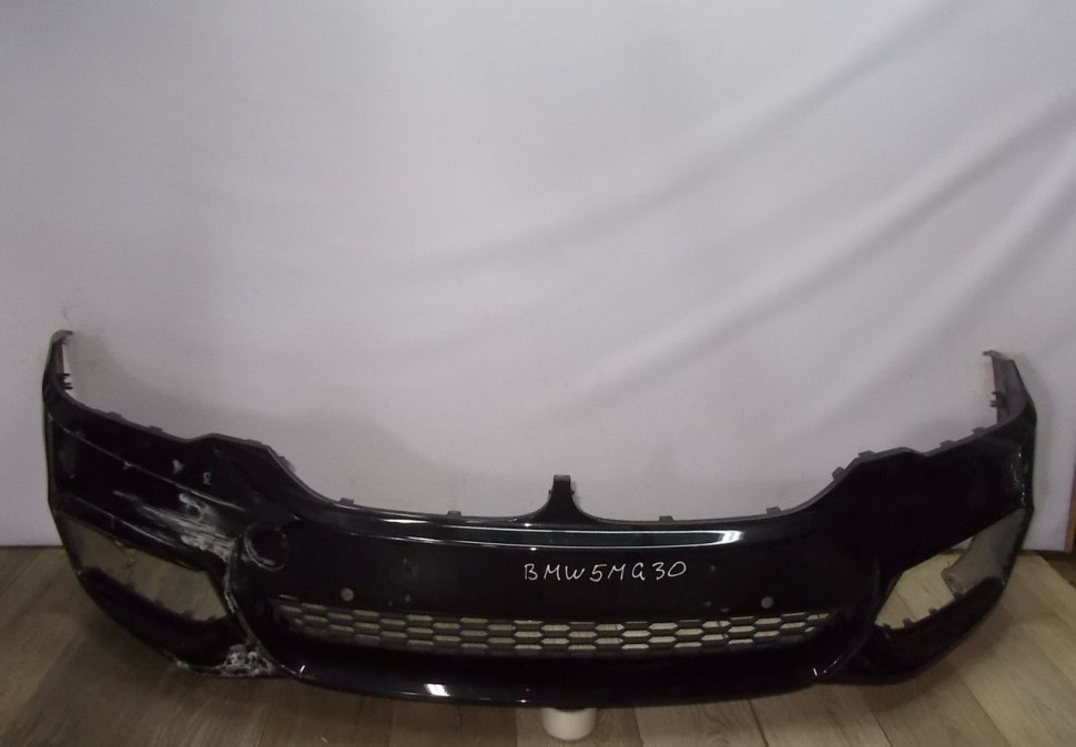 Бампер передний бу BMW 5 G30 M-Pack OEM 51118064928