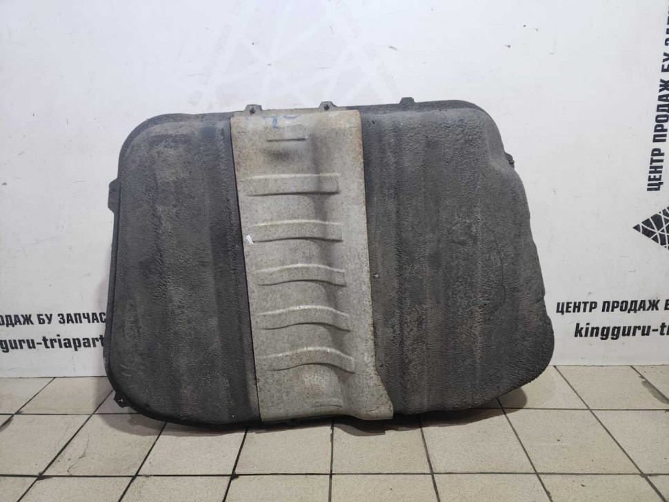 Бензобак Hyundai i40 oem 311003z250 (скл-3)