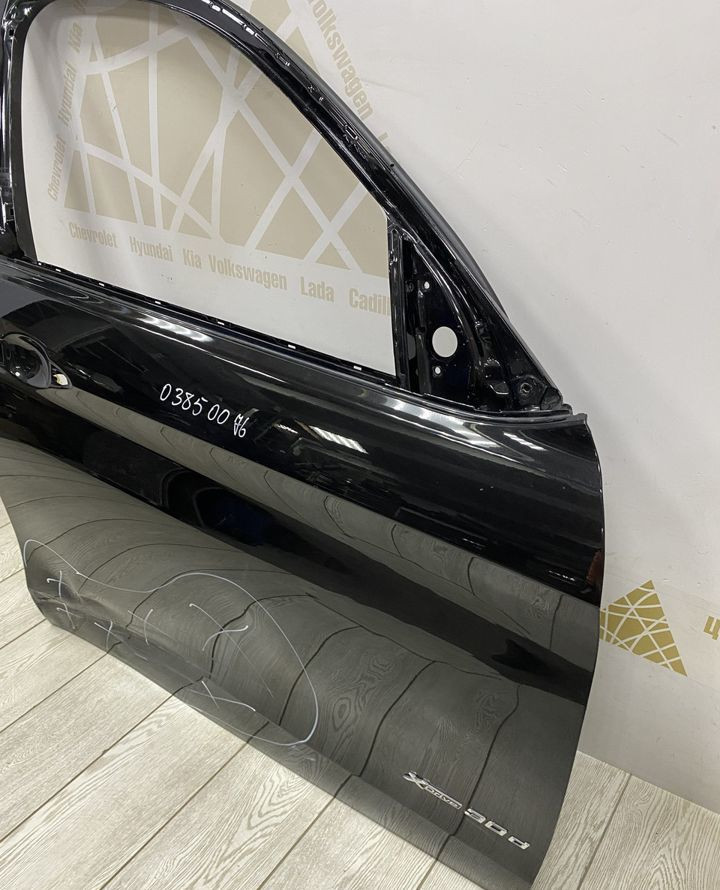Дверь передняя правая BMW X6 F16 OEM 41517386742 Дверь передняя правая BMW X6 F16 OEM 41517386742