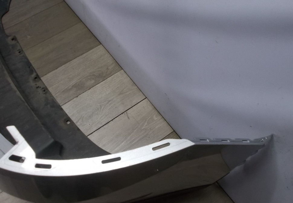 Бампер задний бу Skoda Kodiaq OEM 565807421
