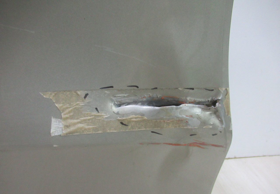 Дверь задняя правая Lada X-Ray oem 821002780R (дефект) (скл-3) Дверь задняя правая Lada X-Ray oem 821002780R (дефект) (скл-3)