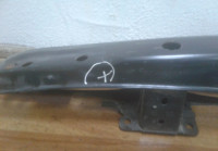 Усилитель заднего бампера Volkswagen Transporter T5 oem 7h0807305  (мал.вмятины)