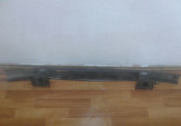 Усилитель заднего бампера Volkswagen Transporter T5 oem 7h0807305  (мал.вмятины)