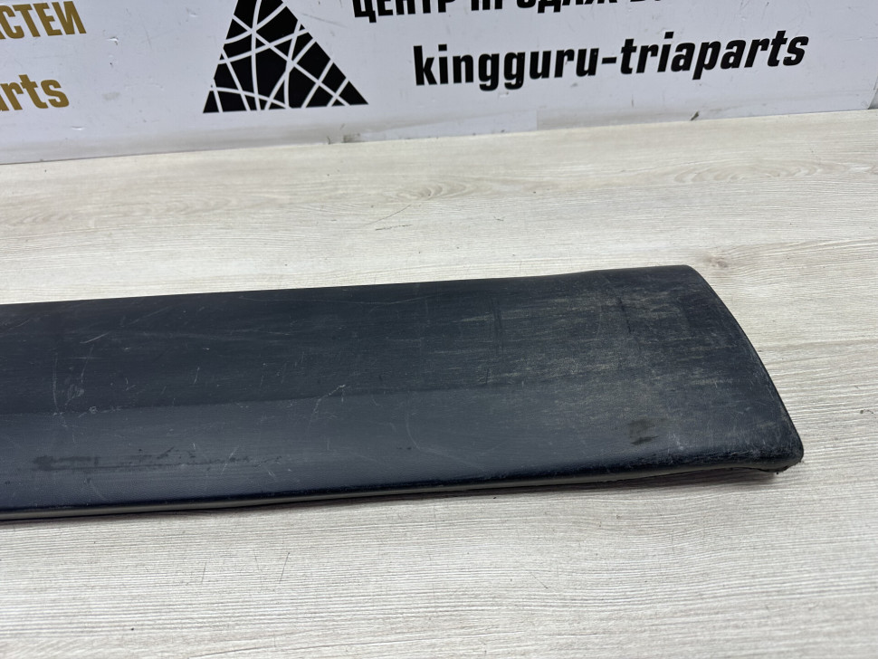 Порог правый бу Skoda Yeti OEM 5L0853856C Порог правый бу Skoda Yeti OEM 5L0853856C