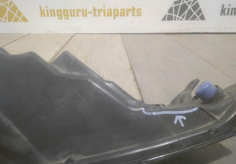 Фара противотуманная правая бу Skoda Rapid рестайлинг OEM 5JA941700D