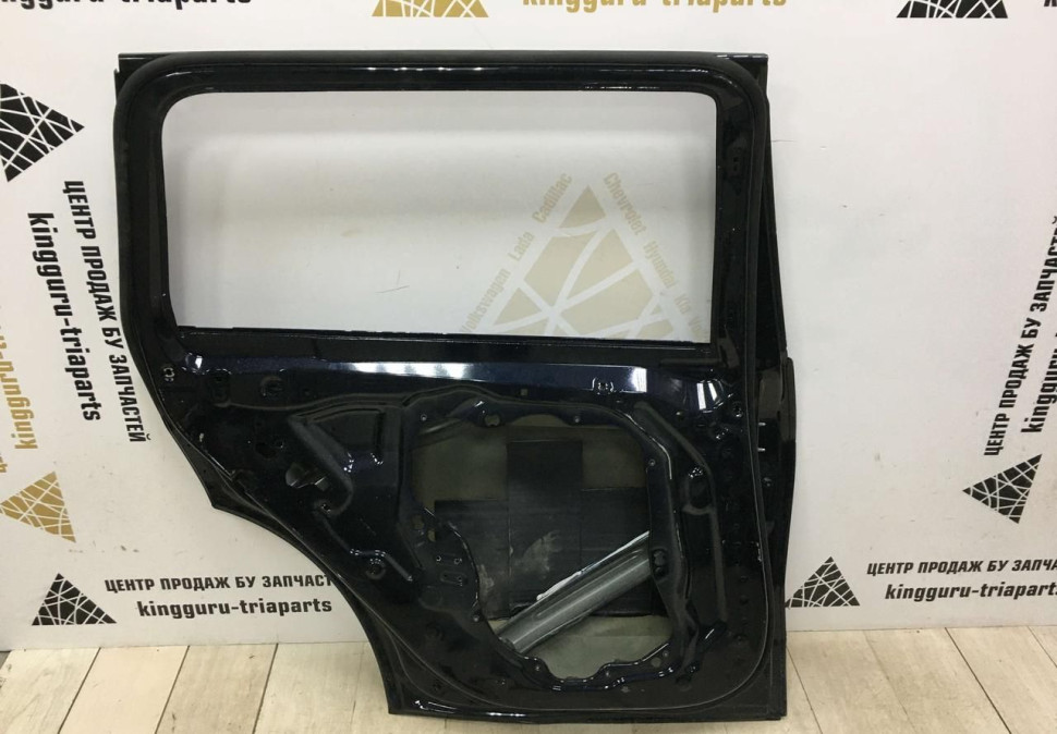 Дверь задняя левая бу BMW X7 G07 2019 OEM 41528738557 Дверь задняя левая бу BMW X7 G07 2019 OEM 41528738557