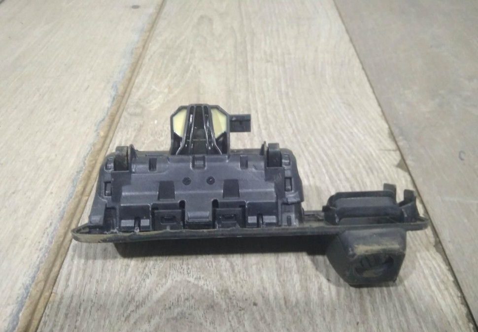 Кнопка открывания багажника бу BMW Х5 G05 OEM 51247381868