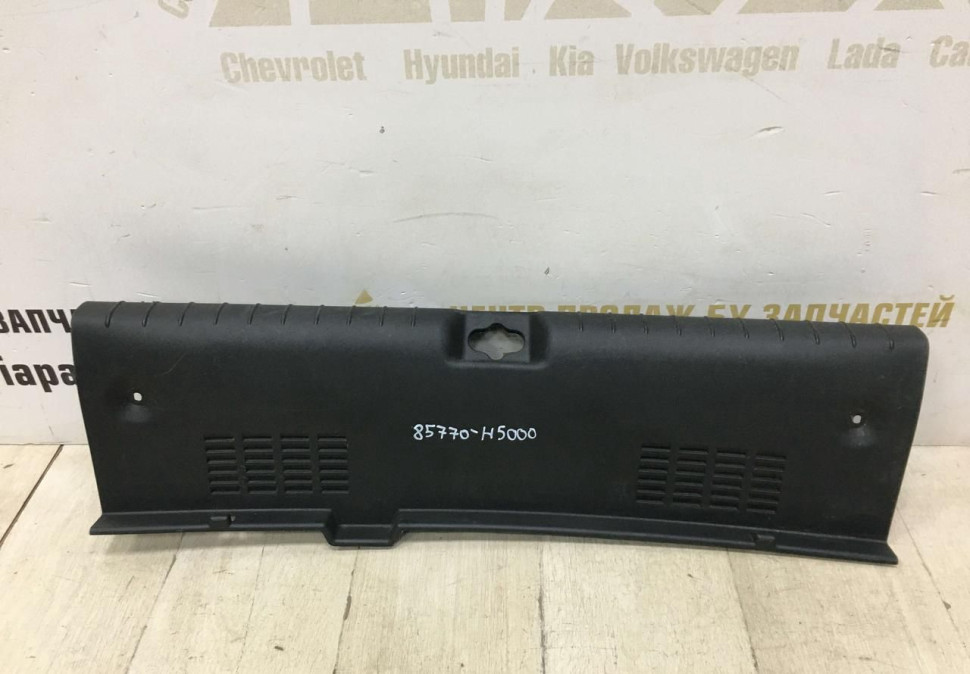 Обивка задней панели Hyundai Solaris 2 2017 oem 85770H5000