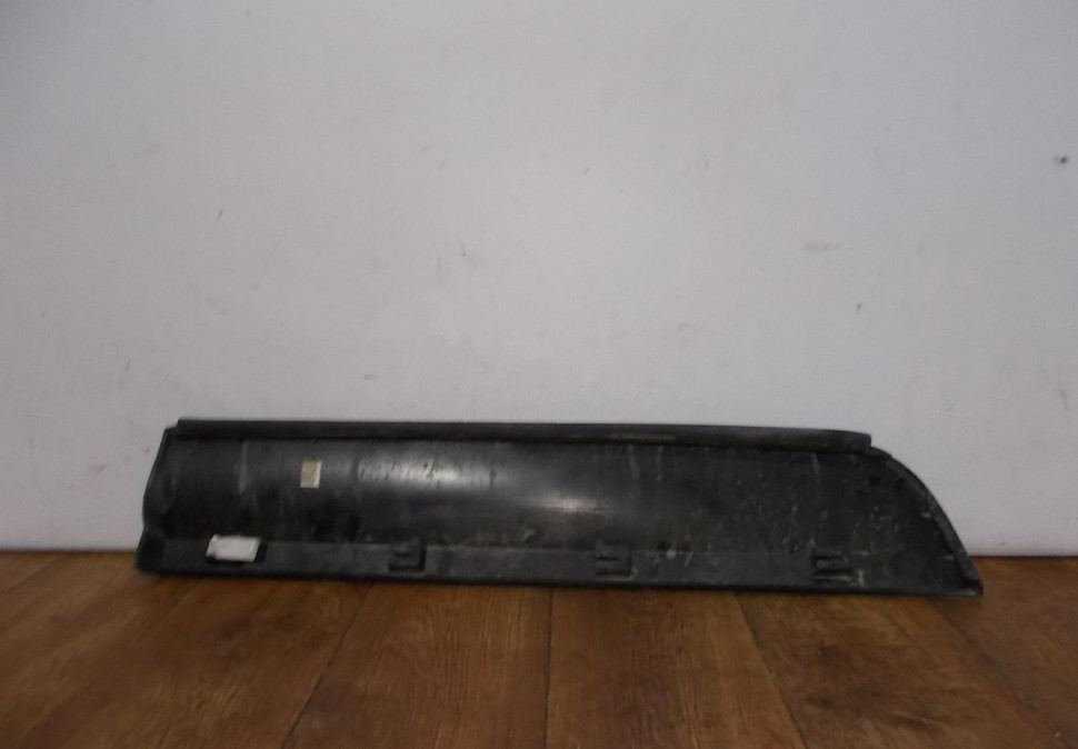 Молдинг двери задний левый бу BMW X3 F25 OEM 51137205781