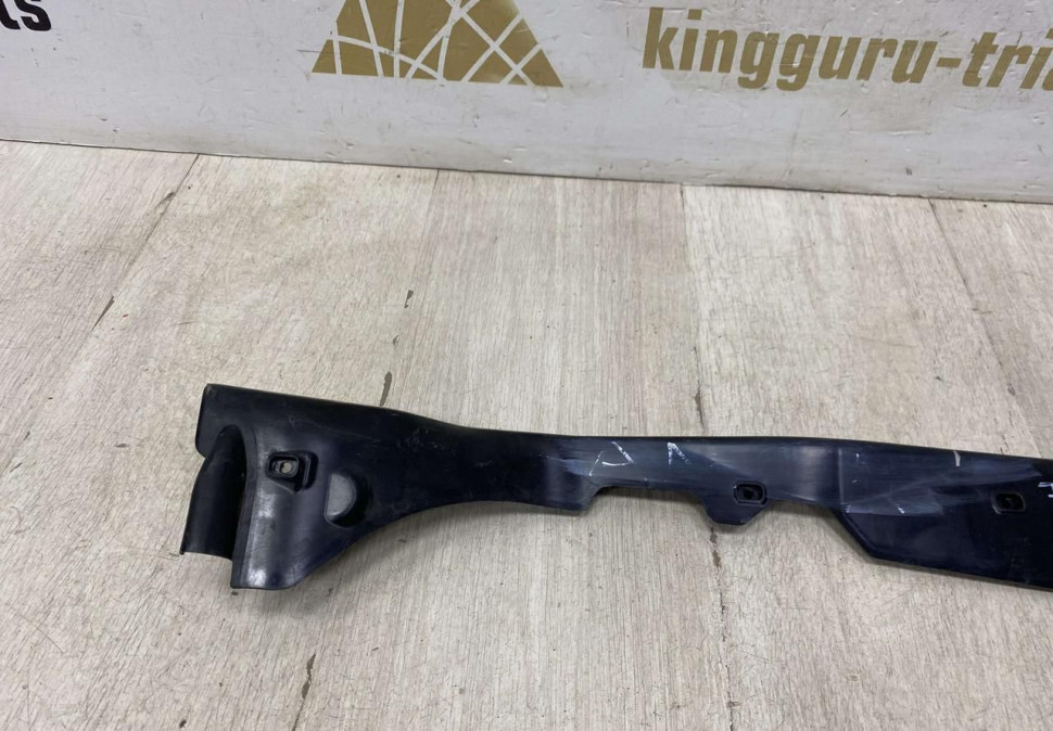 Уплотнитель шва дверной стойки задняя правая BMW X2 F39 OEM 51767420832 Уплотнитель шва дверной стойки задняя правая BMW X2 F39 OEM 51767420832