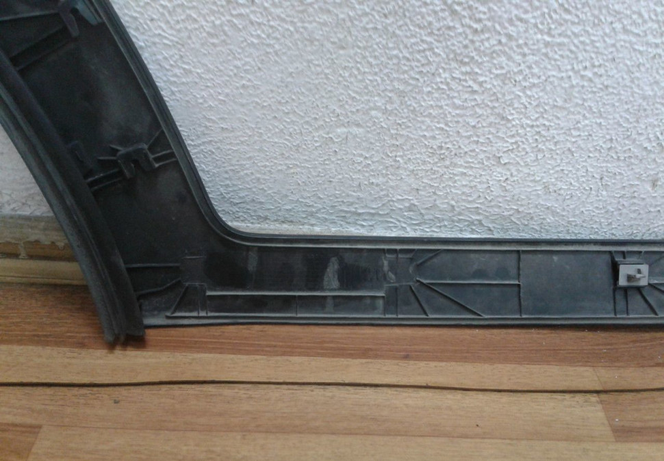 Накладка двери задняя левая Hyundai Tucson 3 oem 87731d7000 Накладка двери задняя левая Hyundai Tucson 3 oem 87731d7000