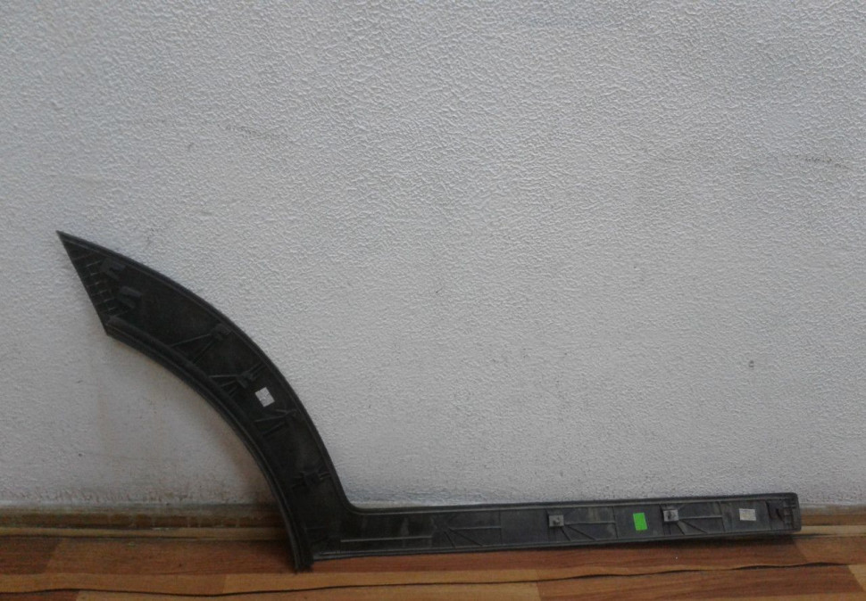 Накладка двери задняя левая Hyundai Tucson 3 oem 87731d7000 Накладка двери задняя левая Hyundai Tucson 3 oem 87731d7000