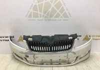 Бампер передний Skoda Fabia 2 рестайлинг OEM 5J0807221D