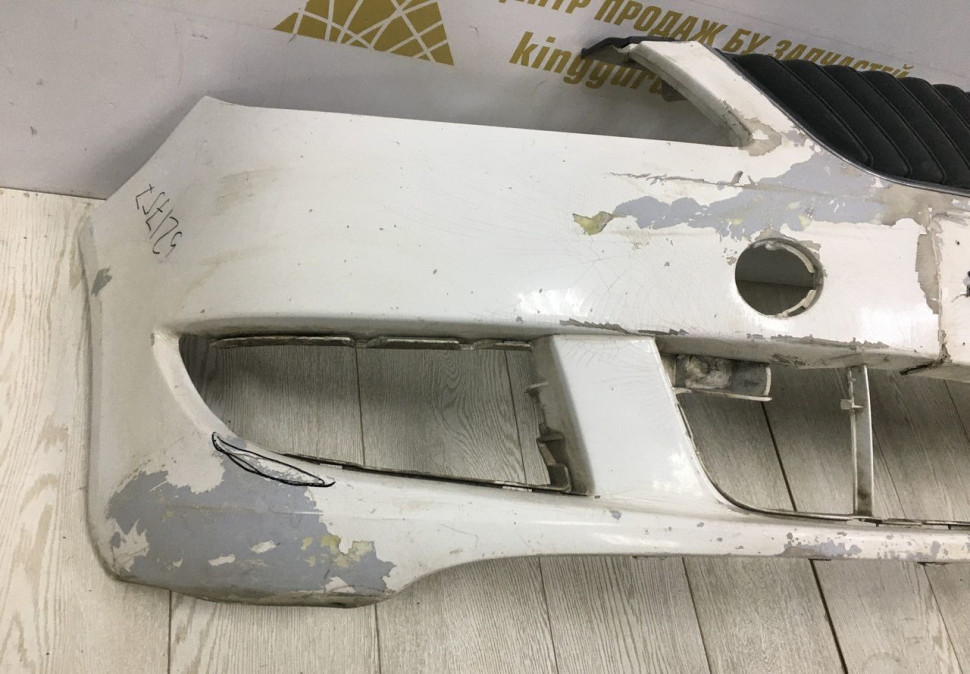 Бампер передний Skoda Fabia 2 рестайлинг OEM 5J0807221D