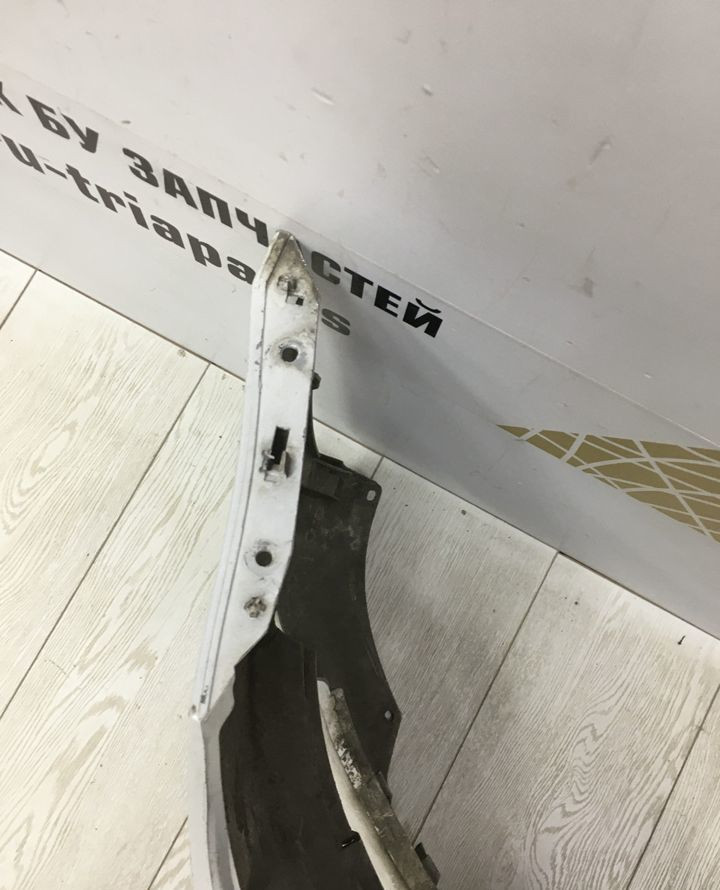 Бампер передний Skoda Fabia 2 рестайлинг OEM 5J0807221D