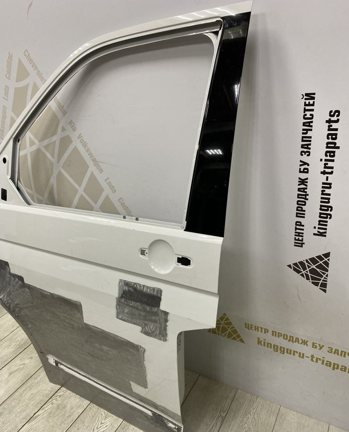 Дверь передняя левая Volkswagen Transporter T6 2015 oem 7E0831055C