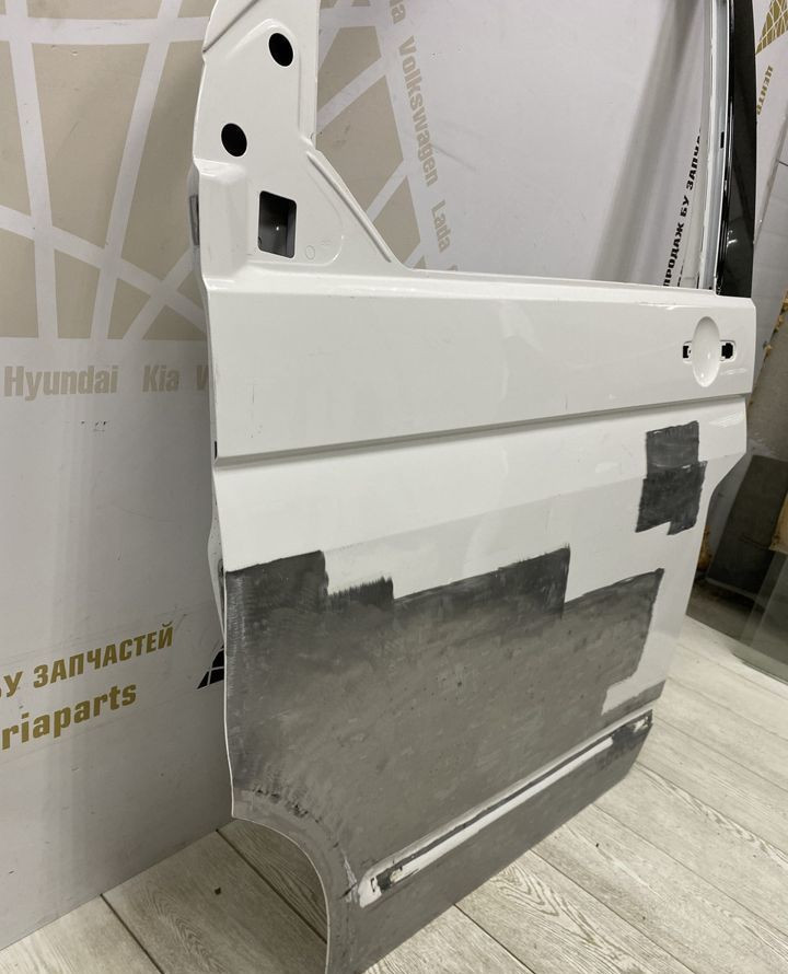 Дверь передняя левая Volkswagen Transporter T6 2015 oem 7E0831055C