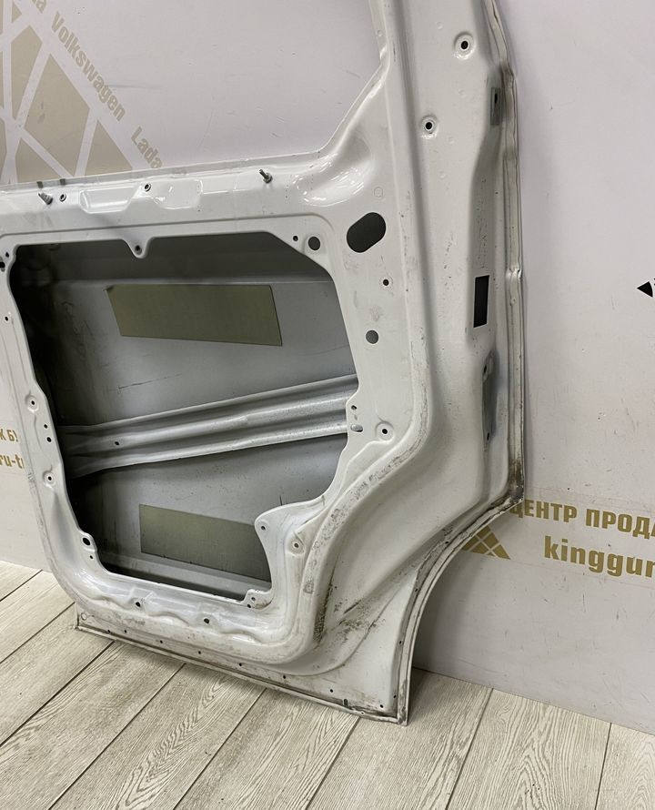 Дверь передняя левая Volkswagen Transporter T6 2015 oem 7E0831055C