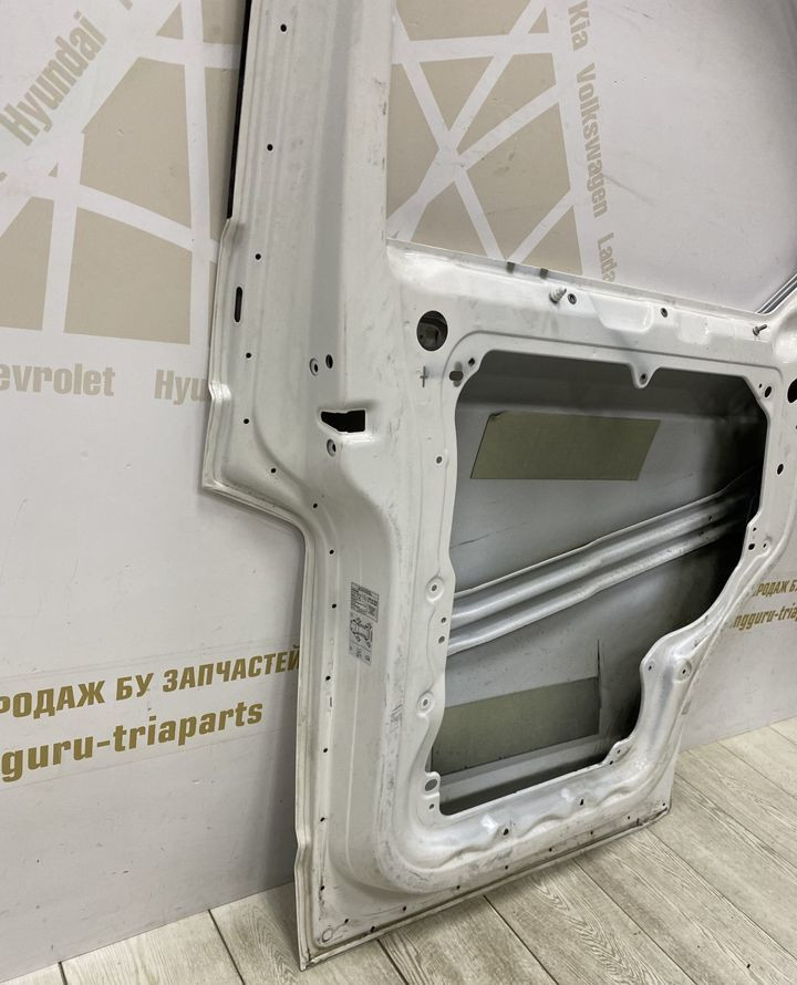 Дверь передняя левая Volkswagen Transporter T6 2015 oem 7E0831055C