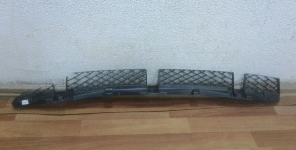 Кронштейн заднего бампера Volkswagen Touareg NF oem 7p6807863a (слом. часть) Кронштейн заднего бампера Volkswagen Touareg NF oem 7p6807863a (слом. часть)