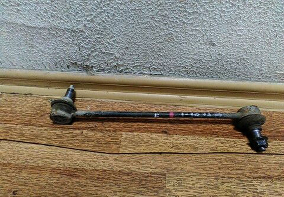 Стойка стабилизатора передняя Hyundai I30 (12>)