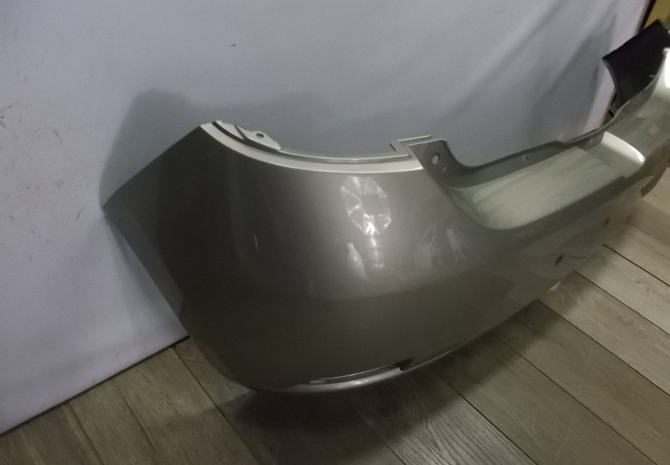Бампер задний Renault Logan 2 OEM 850220639R (скл-3) Бампер задний Renault Logan 2 OEM 850220639R (скл-3)
