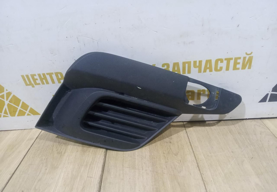 Заглушка птф правая  Renault Logan 2 oem 269113997R