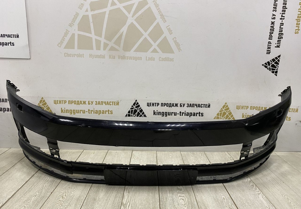 Бампер передний Volkswagen Multivan T6 2015 OEM 7E5807221