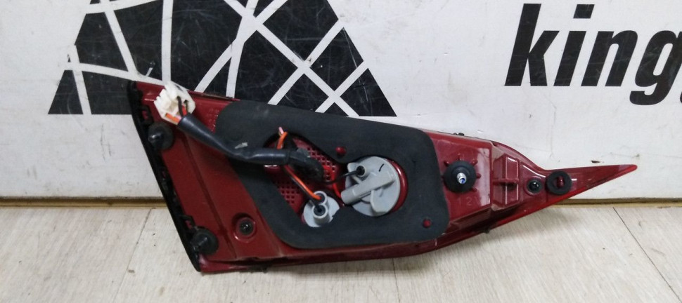 Фонарь внутренний правый LED Solaris 2 (17-20) oem 92404h5100